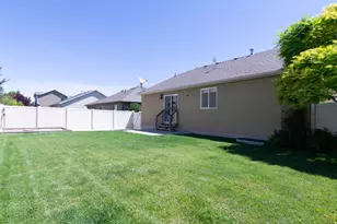 763 N Canterburry Ct E, Saratoga Springs, UT 84045 - Photo 19