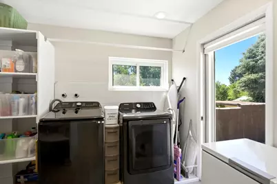 555 E Pages Ln, Centerville, UT 84014 - Photo 17