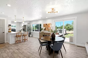 555 E Pages Ln, Centerville, UT 84014 - Photo 11