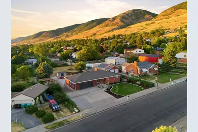 555 E Pages Ln, Centerville, UT 84014 - Photo 53