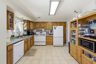 2212 W 5150 S, Roy, UT 84067 - Photo 9