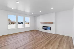 557 W 760 N, Tremonton, UT 84337 - Photo 7
