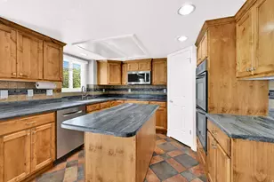 4792 Glasmann Way, South Ogden, UT 84403 - Photo 21