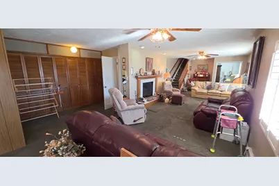 1398 N Oakridge Dr, Centerville, UT 84014 - Photo 15
