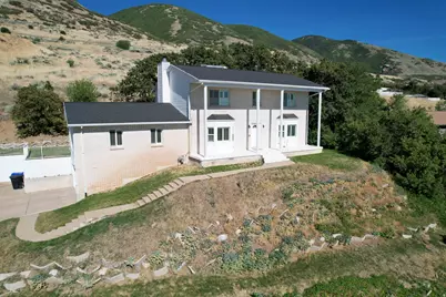 1398 N Oakridge Dr, Centerville, UT 84014 - Photo 41