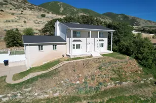 1398 N Oakridge Dr, Centerville, UT 84014 - Photo 41