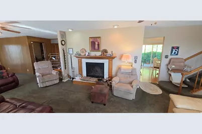 1398 N Oakridge Dr, Centerville, UT 84014 - Photo 17