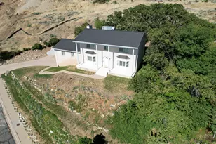 1398 N Oakridge Dr, Centerville, UT 84014 - Photo 45