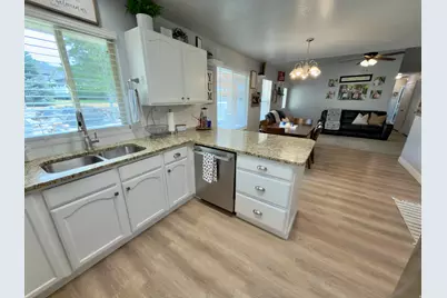 717 S 1100 E, Pleasant Grove, UT 84062 - Photo 5