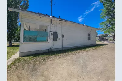303 N 200 W, Emery, UT 84522 - Photo 27