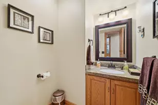 12144 S Mountain Shadow Rd E, Sandy, UT 84092 - Photo 41