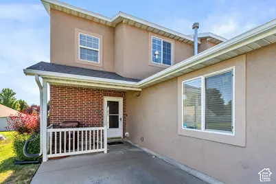 182 W Savannah Ln, Harrisville, UT 84414 - Photo 3