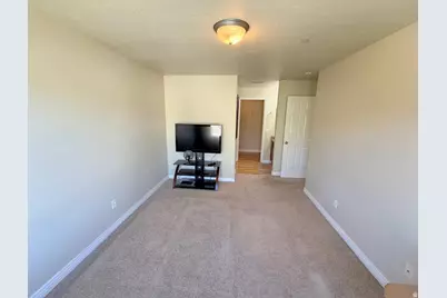 8229 S Resaca Dr #D9, Midvale, UT 84070 - Photo 9