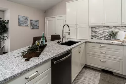 8699 S Diamond Dove Dr, West Jordan, UT 84088 - Photo 3