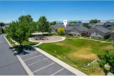 8699 S Diamond Dove Dr, West Jordan, UT 84088 - Photo 23