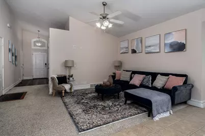 8699 S Diamond Dove Dr, West Jordan, UT 84088 - Photo 3
