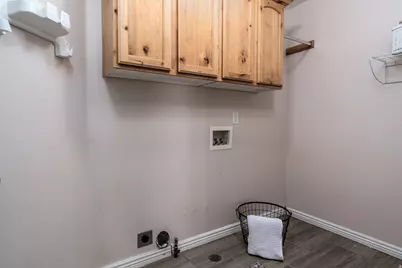 8699 S Diamond Dove Dr, West Jordan, UT 84088 - Photo 13