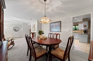 1584 S Sunset Oaks Dr, Salt Lake City, UT 84108 - Photo 9