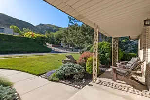 1584 S Sunset Oaks Dr, Salt Lake City, UT 84108 - Photo 3
