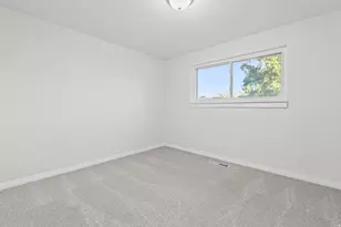 229 E Cherry St, Grantsville, UT 84029 - Photo 7