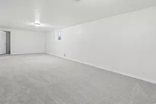 229 E Cherry St, Grantsville, UT 84029 - Photo 9