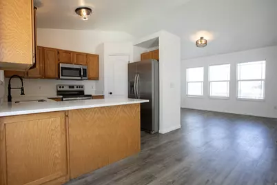 3051 S Waterleaf Way W, West Valley, UT 84128 - Photo 13