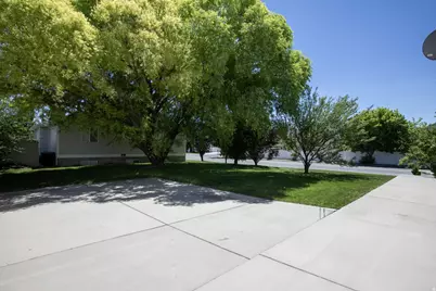 3051 S Waterleaf Way W, West Valley, UT 84128 - Photo 5