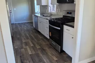 13275 S Minuteman Dr, Draper, UT 84020 - Photo 3