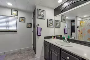 3860 S Midland Dr S, Roy, UT 84067 - Photo 7