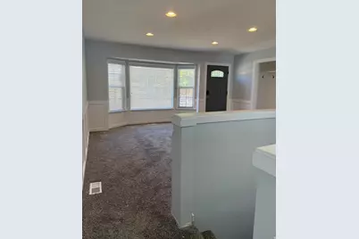 9892 S Roseboro Rd E, Sandy, UT 84092 - Photo 17