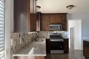 9892 S Roseboro Rd E, Sandy, UT 84092 - Photo 13