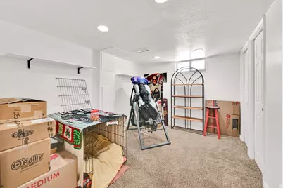 751 N Robins Ave E, Ogden, UT 84404 - Photo 17