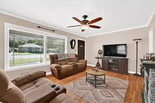 751 N Robins Ave E, Ogden, UT 84404 - Photo 7
