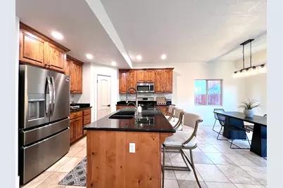 1918 W Woodview Dr N, Lehi, UT 84048 - Photo 3