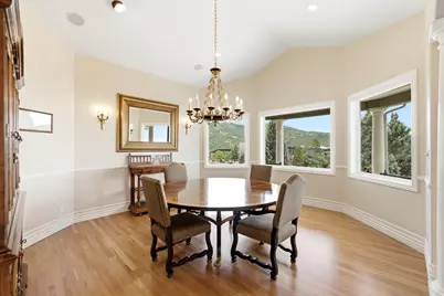 1756 S Stone Hollow Dr, Bountiful, UT 84010 - Photo 9