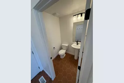 259 W Fushion Ln #123, Draper, UT 84020 - Photo 9