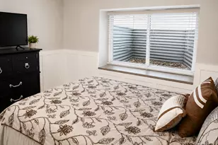 8651 S Harvard Park Dr, Sandy, UT 84094 - Photo 43
