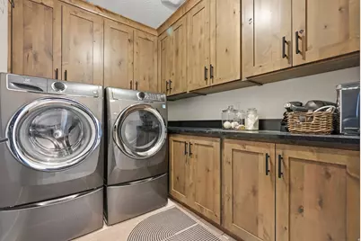 1027 W Seasons View Ct, Lehi, UT 84048 - Photo 17