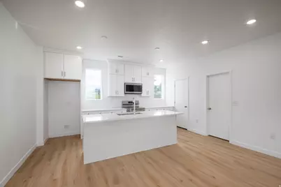923 W Coalburn Way #103/63, Murray, UT 84123 - Photo 15