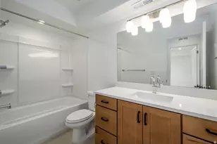 224 W Waterstone Circle, Murray, UT 84107 - Photo 11