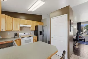 5335 S 4250 W, Roy, UT 84067 - Photo 11