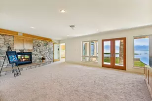 1064 S Waterside Dr, Saratoga Springs, UT 84045 - Photo 47