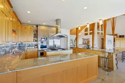 1064 S Waterside Dr, Saratoga Springs, UT 84045 - Photo 23