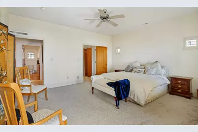 1064 S Waterside Dr, Saratoga Springs, UT 84045 - Photo 37