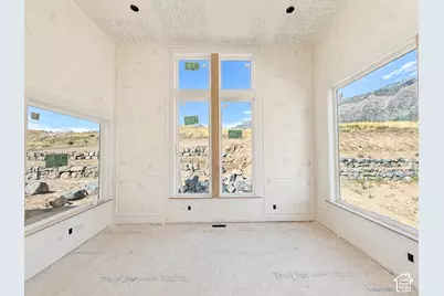 1290 W Caribou Ct, Pleasant View, UT 84414 - Photo 13