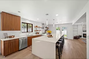 8065 S Over Hill Circle, Cottonwood Heights, UT 84121 - Photo 3
