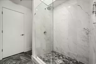 8065 S Over Hill Circle, Cottonwood Heights, UT 84121 - Photo 17
