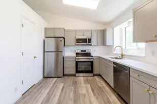 4227 W 5600 S, Roy, UT 84067 - Photo 7