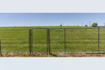4227 W 5600 S, Roy, UT 84067 - Photo 33