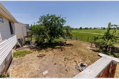4227 W 5600 S, Roy, UT 84067 - Photo 25